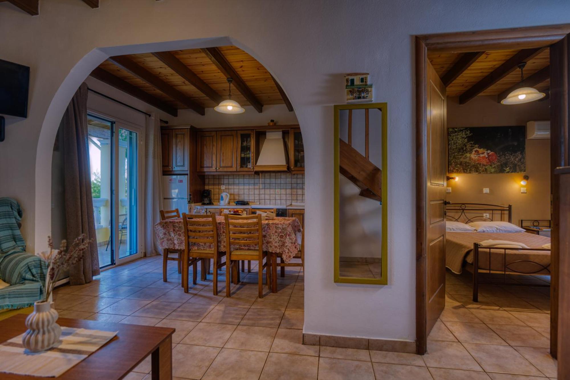 Ágios Matthaíos Stefanias Appartments מראה חיצוני תמונה
