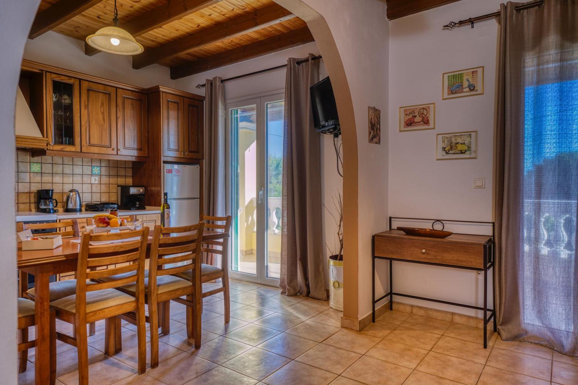 Ágios Matthaíos Stefanias Appartments מראה חיצוני תמונה